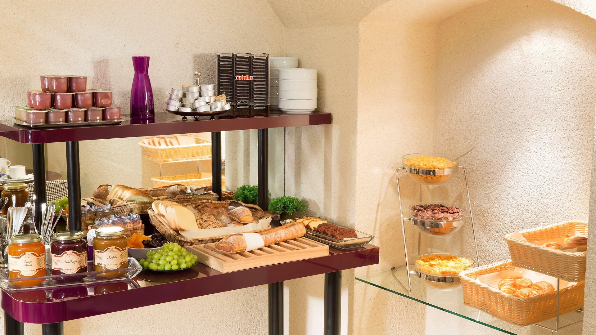 Western Anjou Lafayette 3*